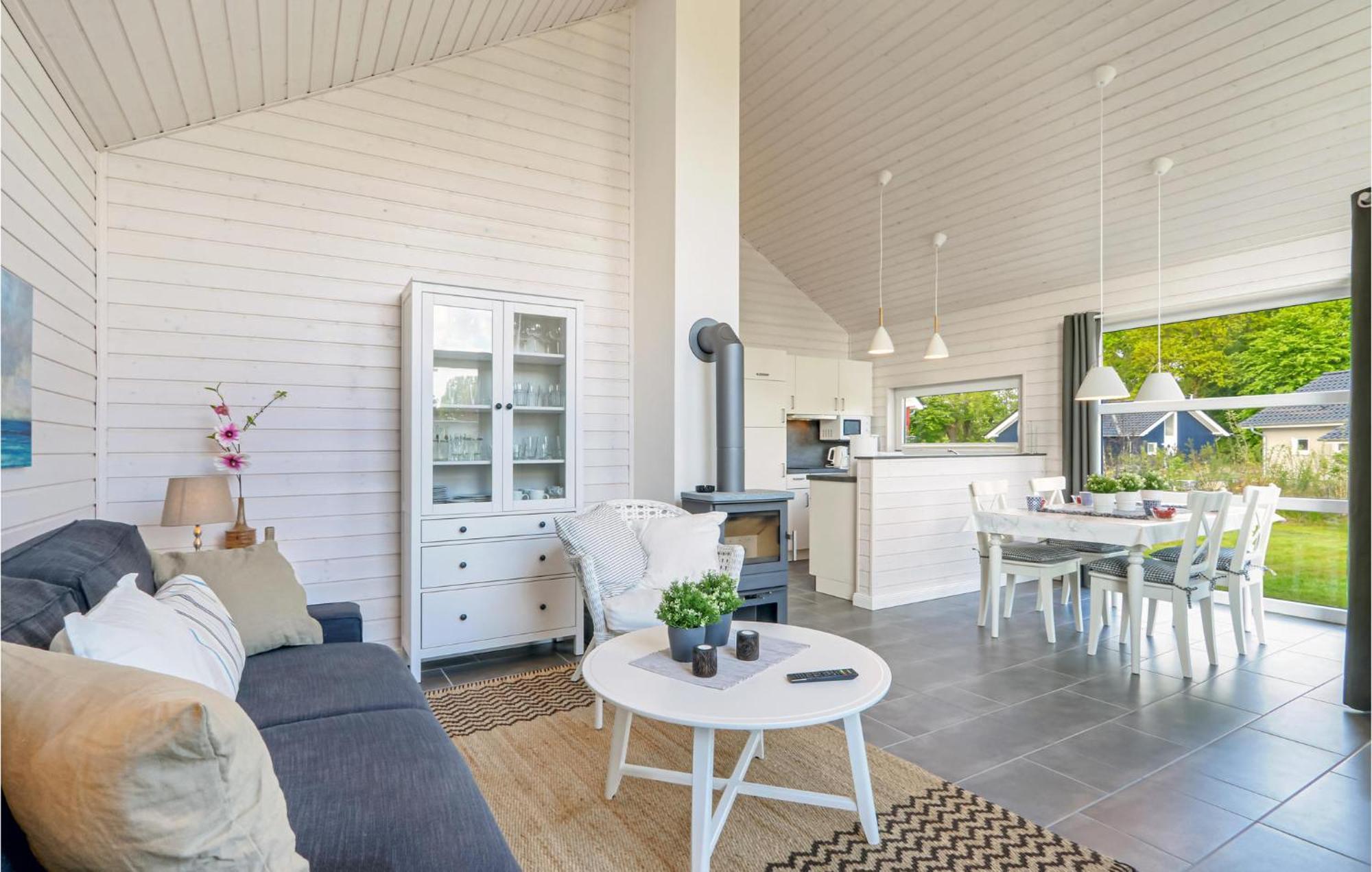 Cozy Home In Krems Ii-Warderbrueck With Wifi Gols Bagian luar foto